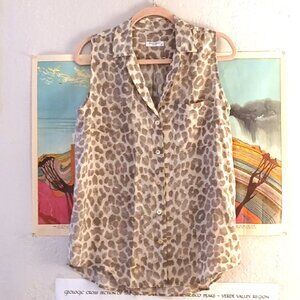 Equipment Femme 100% Silk Leopard Button Up Sleeveless Blouse Size Small